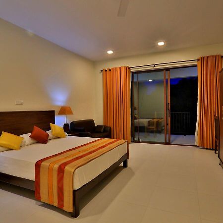 Grand & Gangula Hotel Dambulla Exterior photo